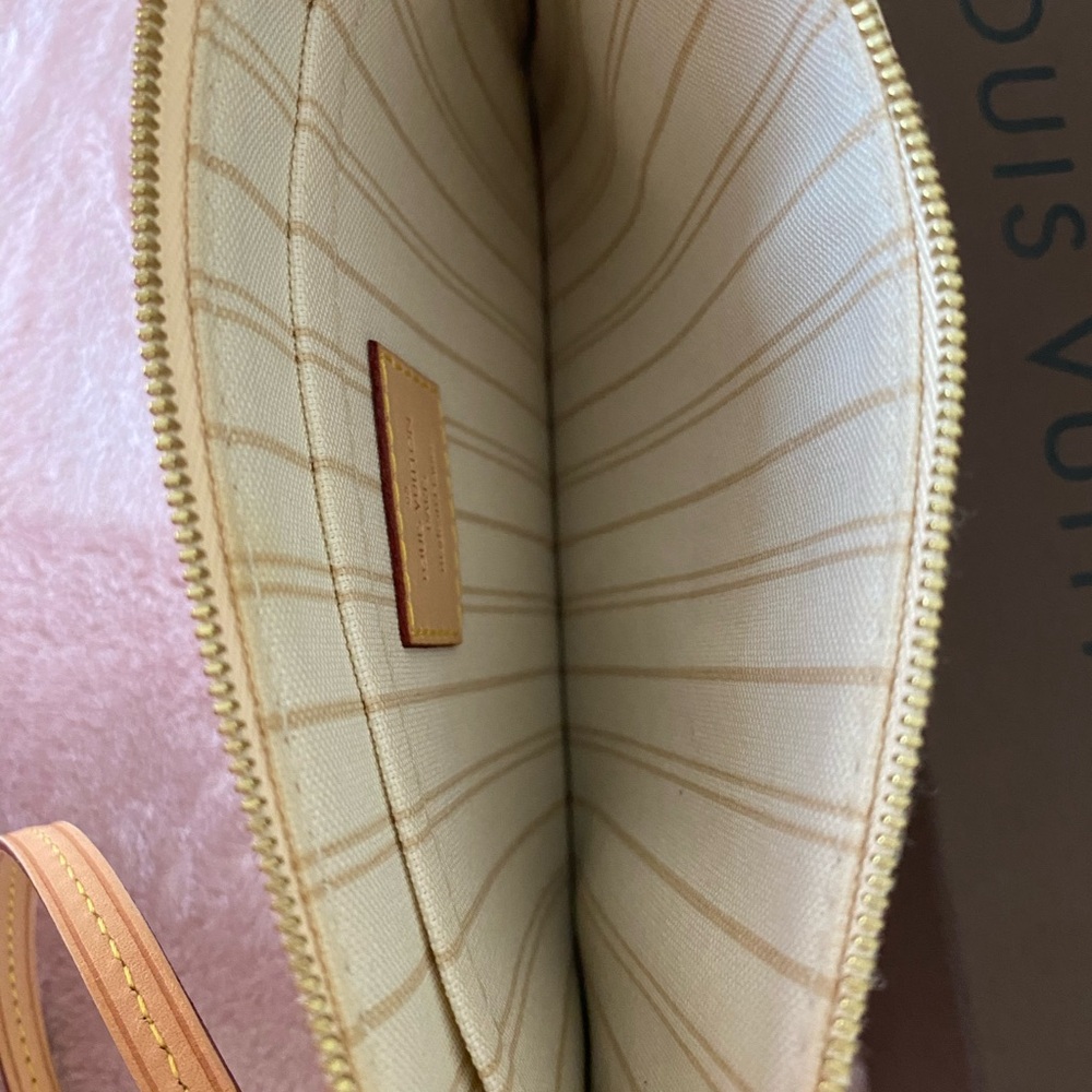🆕 LOUIS VUITTON 🆕 AUTHENTIC ~ DAMIER AZUR ~ NEVERFULL POUCH ~ WRISTLET ~ LARGE - Picture 10 of 16